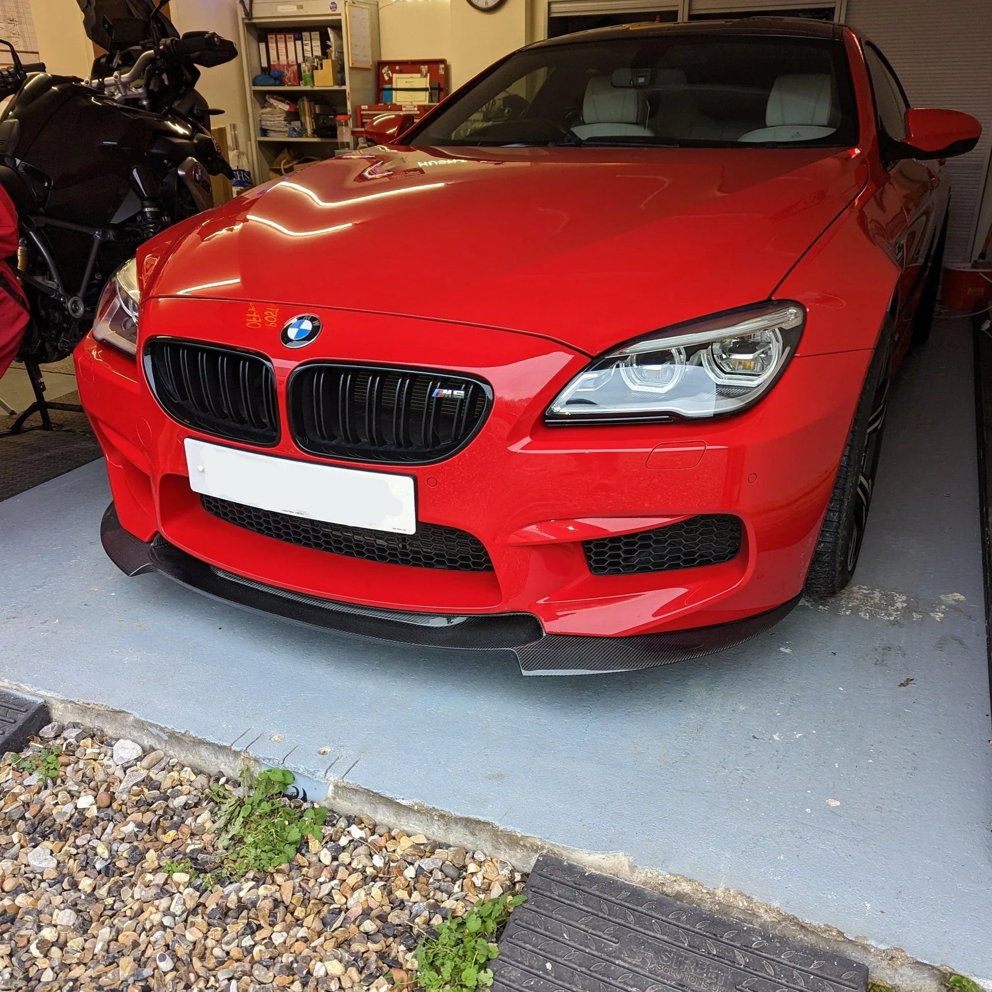V Style Carbon Fiber Front Bumper Lip - BMW F12 F13 F06 M6 & 6 Series M Sport
